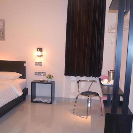 Guardian Family Hotel Sorong Exteriér fotografie